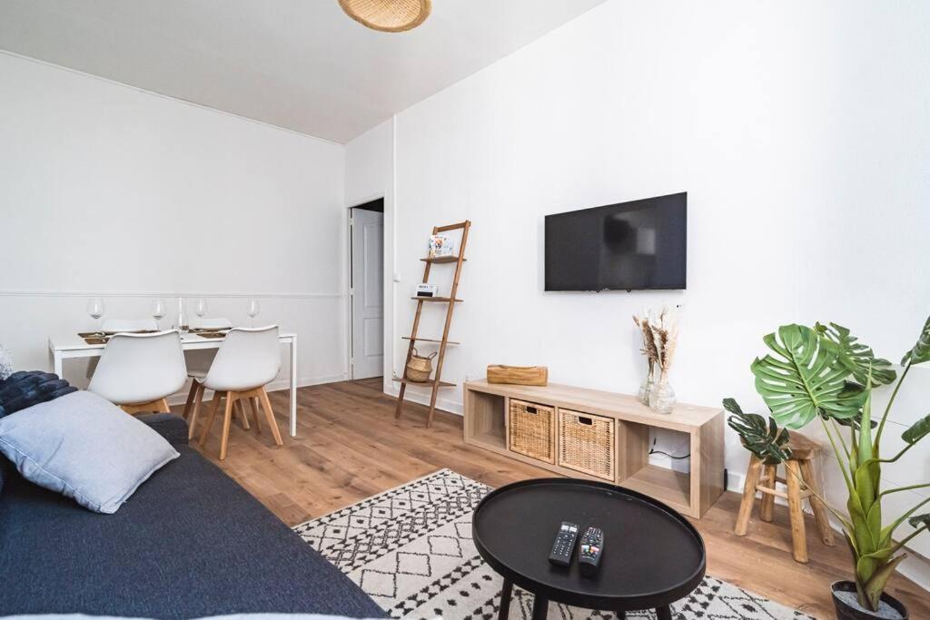 Le Cosy - 2 Chambres - Hyper Centre Reims Eksteriør billede